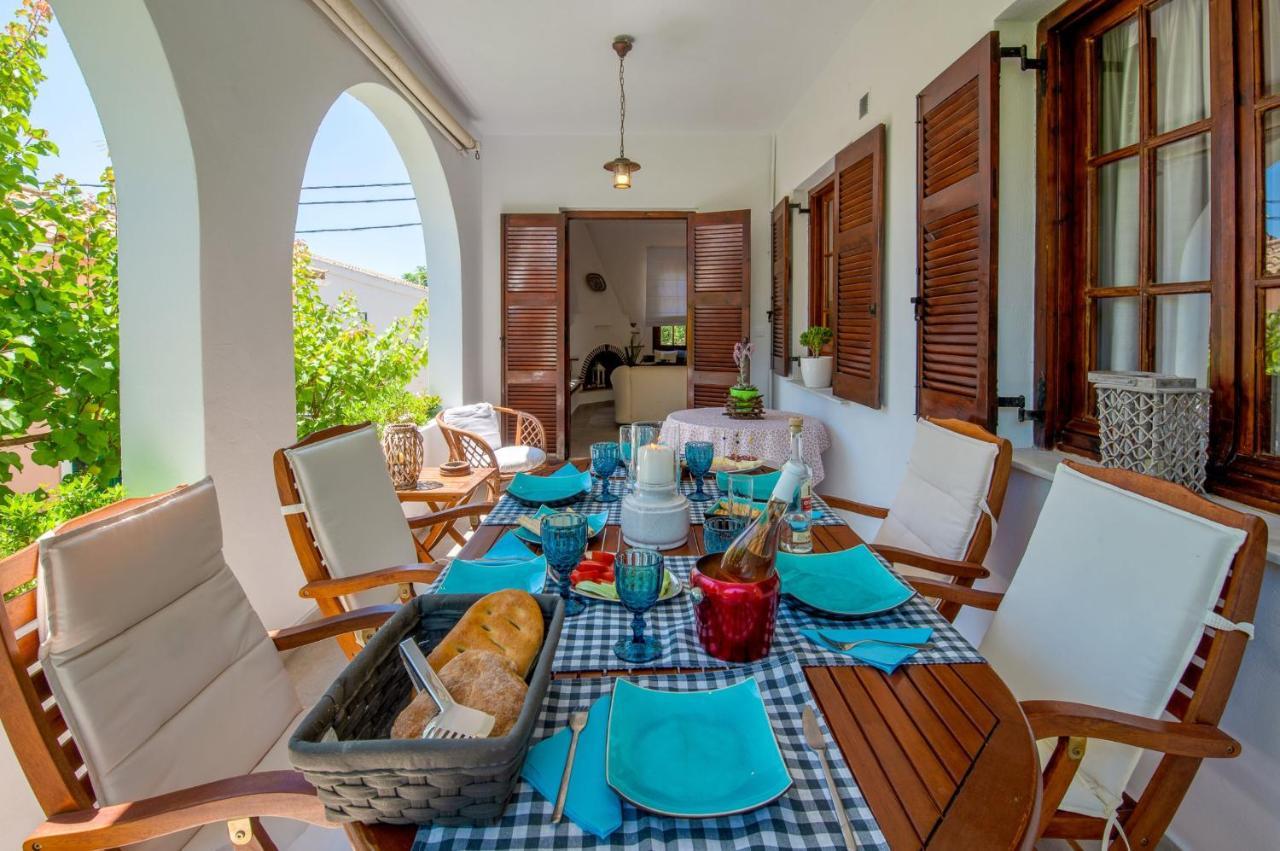 Villa Eleni Paxos Гайос Екстериор снимка